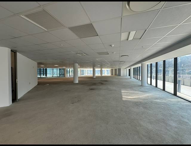5,835M² OFFICE TO LET IN SANDTON CENTRAL